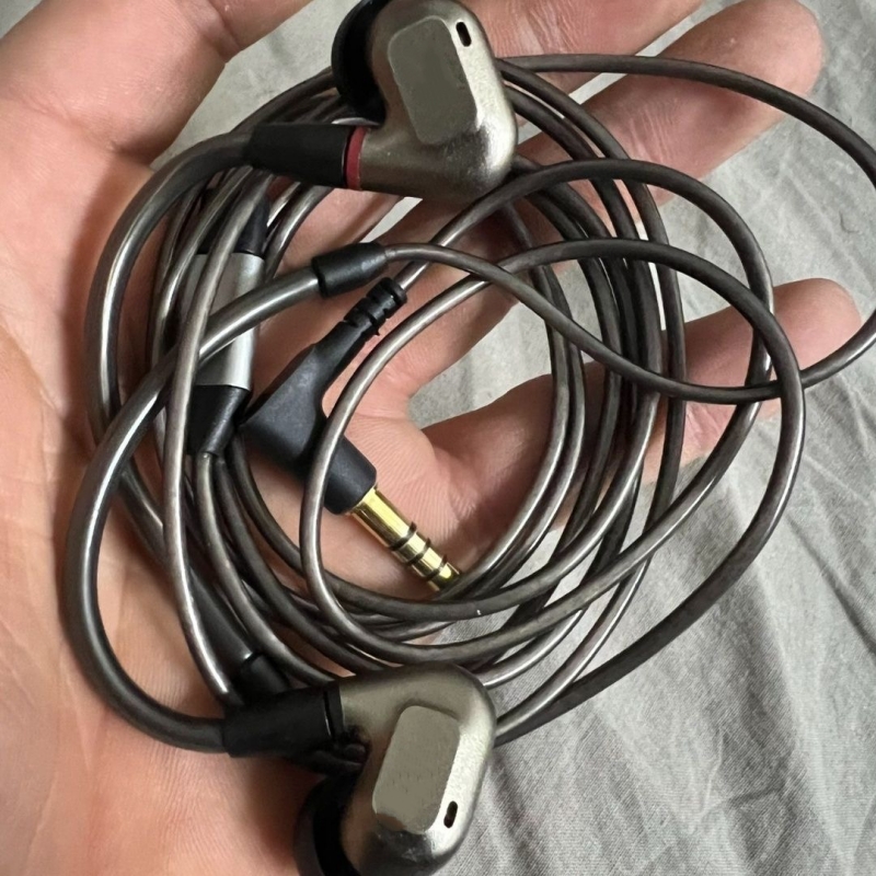 IE900ชุดหูฟังโลหะอินเอียร์ระบบ - Planar Magnetic Iem Earphones บทวิจารณ์และราคา